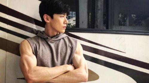 娱乐圈吃瓜爆料白敬亭,揭秘明星背后的故事